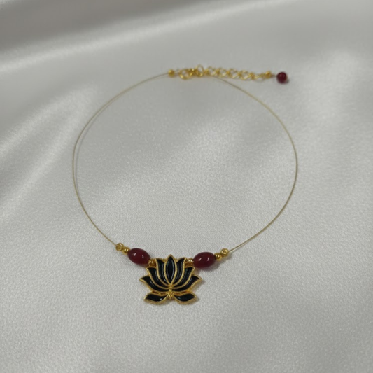 Lotus Black Invisible Daily Wear Chain