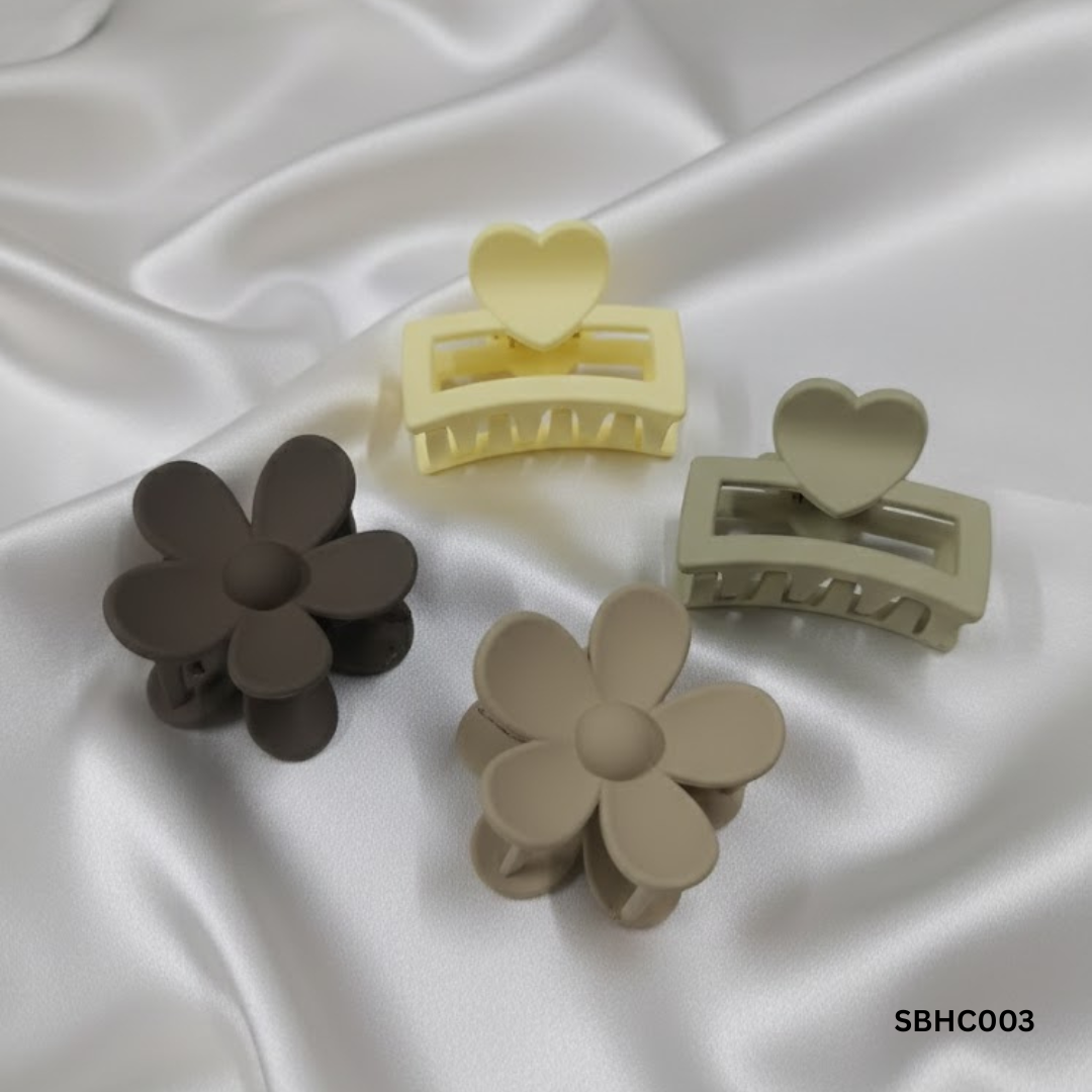 New Trendy  Hair Clips Combo Set of 4
